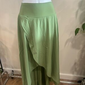 HALARA Asymmetrical Green Skirt